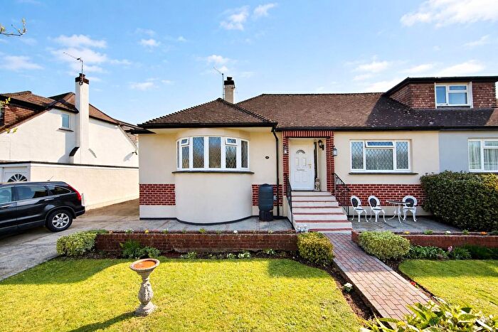 2 Bedroom Semi-Detached Bungalow For Sale In Beverley Rise, Brixham, TQ5