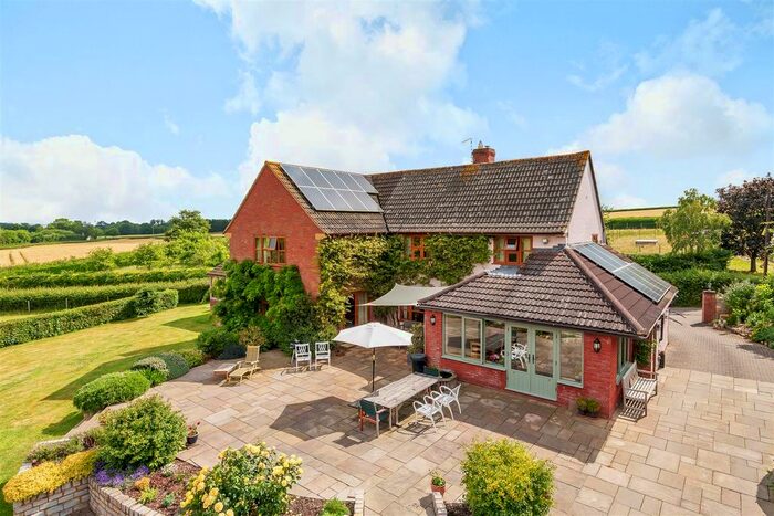 5 Bedroom Detached House For Sale In Shoreditch, Taunton, TA3