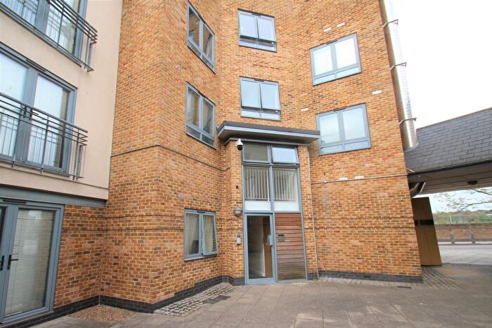 3 Bedroom Apartment To Rent In Ballantyne Drive, Colchester, CO2