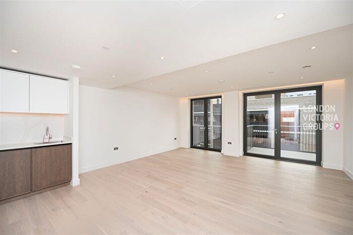 2 Bedroom Flat To Rent In Penny House, Postmark, London, WC1X