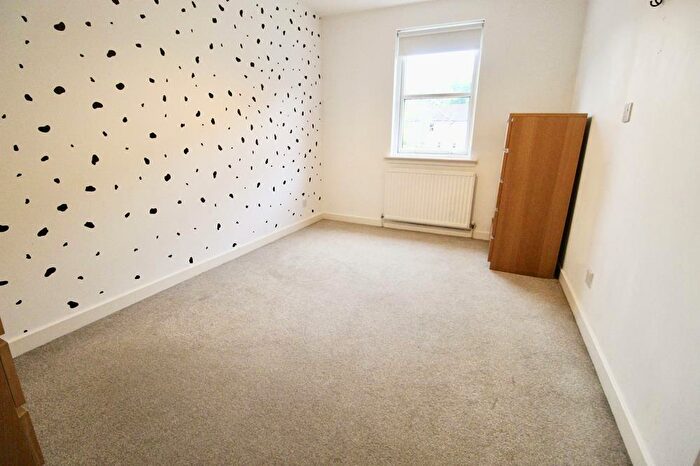 3 Bedroom Flat To Rent In Millside Road, Peterculter, AB14