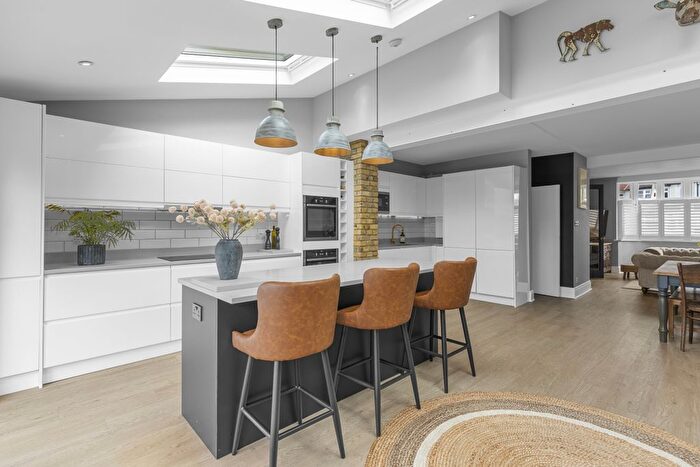 4 Bedroom Semi-Detached House To Rent In Beaford Grove, London, SW20