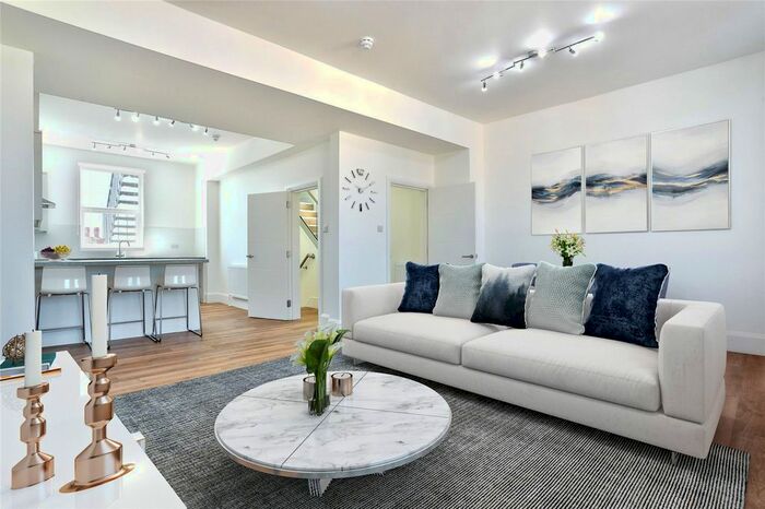 2 Bedroom Flat To Rent In Church Road, Hove, BN3