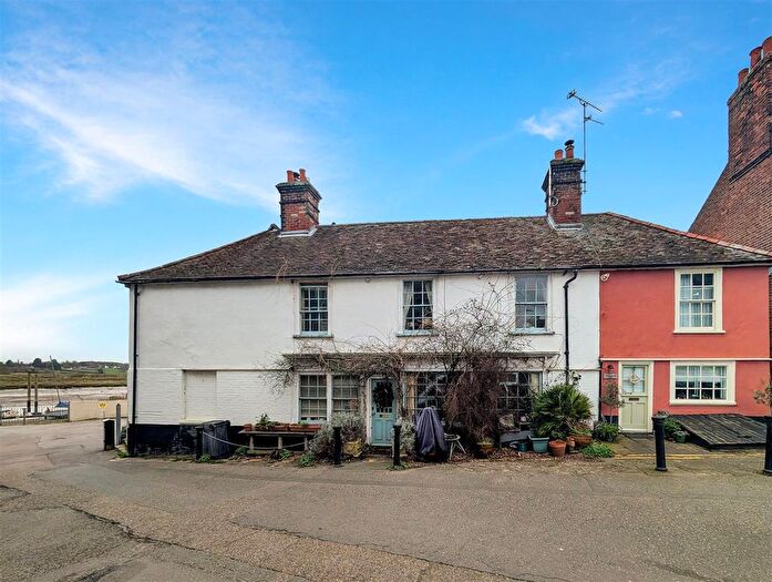 3 Bedroom Semi-Detached House To Rent In Anchor Hill, Wivenhoe, Colchester, CO7