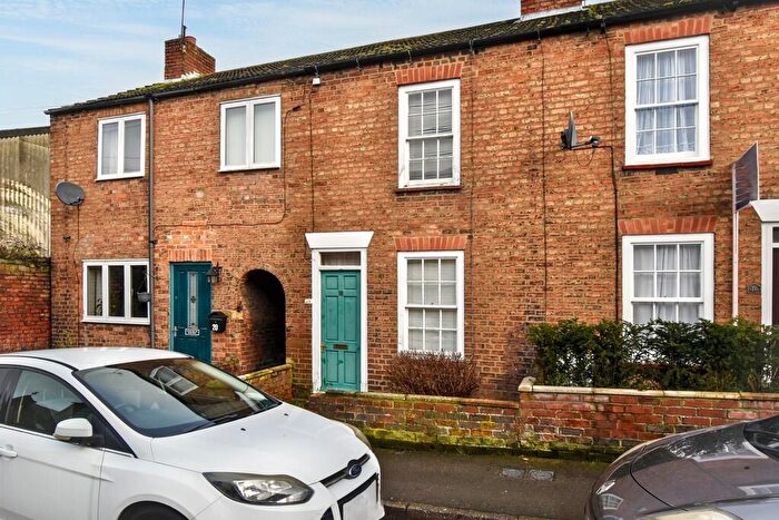 2 Bedroom Terraced House For Sale In Commercial Road, Louth, LN11
