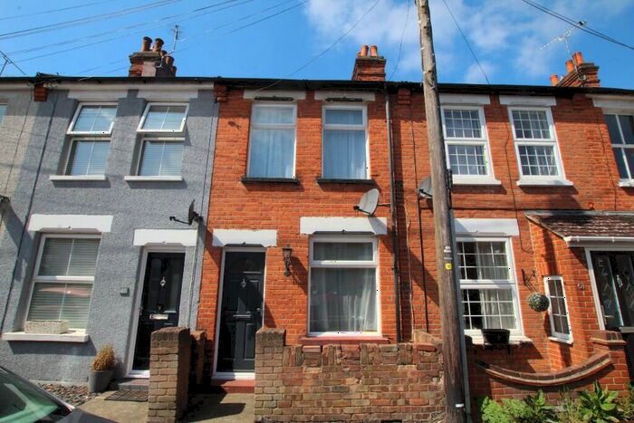 2 Bedroom Terraced House To Rent In North Road Avenue, Brentwood, Essex, CM14