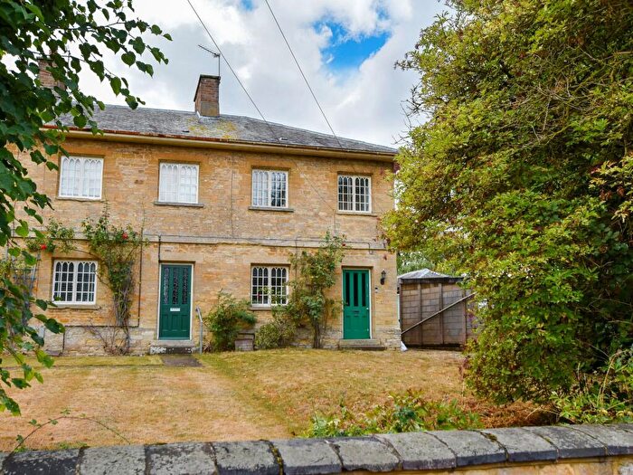 2 Bedroom End Of Terrace House For Sale In High Street, Potterspury, NN12