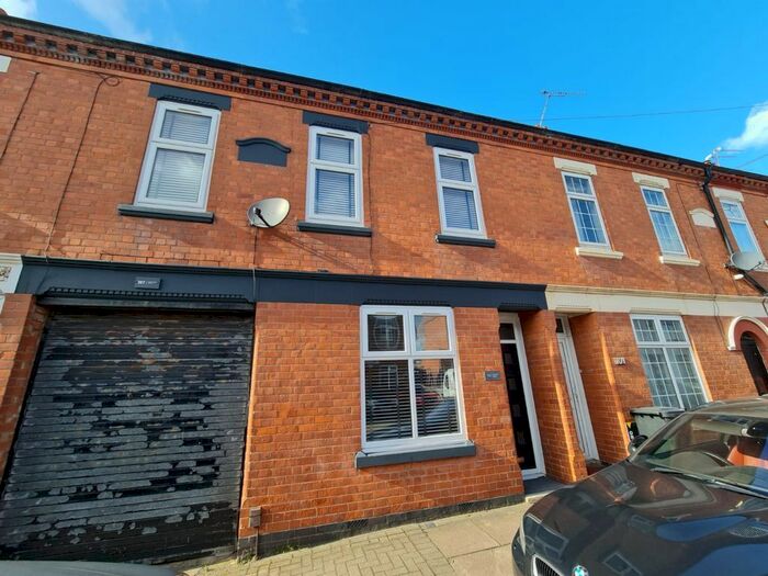 4 Bedroom Terraced House To Rent In Dorothy Road, Leicester, LE5
