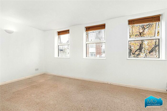 1 Bedroom Apartment To Rent In Alexandra Park Road, Muswell Hill, N10