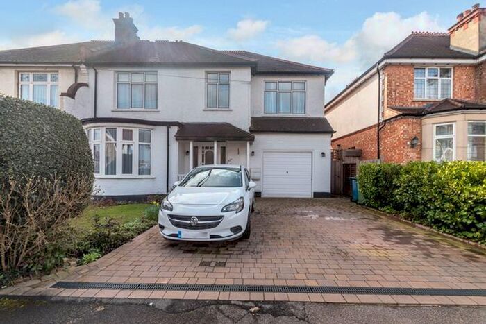 3 Bedroom Flat To Rent In Southfield Park, North Harrow, Harrow, HA2