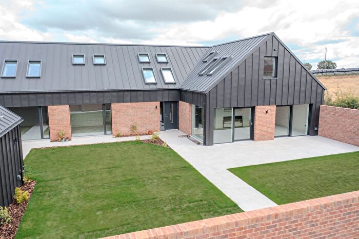 5 Bedroom Detached House For Sale In Oake View, Oake, Taunton, TA4