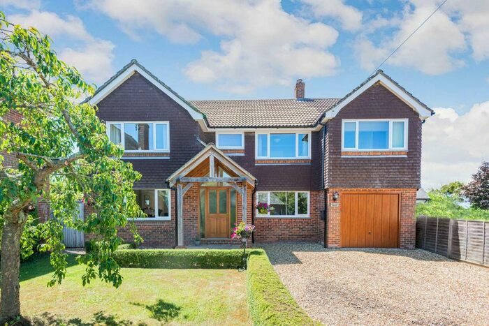 4 Bedroom Detached House For Sale In Up Somborne, Stockbridge, SO20