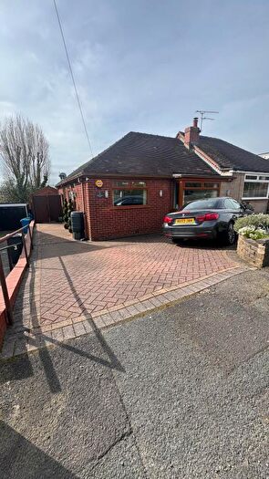 2 Bedroom Semi Detached Bungalow For Sale In North Downs Road, Shaw, Oldham, OL2