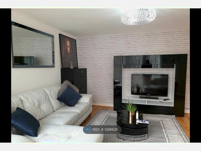 2 Bedroom Flat To Rent In East Pilton Farm Rigg, Edinburgh EH5