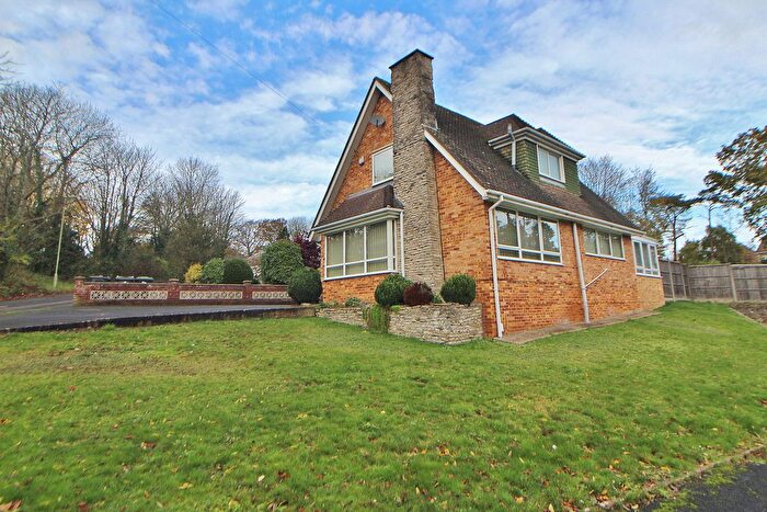 3 Bedroom Detached House For Sale In Hulbert Road, Waterlooville, PO7