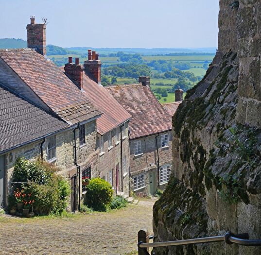 2 Bedroom Cottage To Rent In Gold Hill, Shaftesbury, Dorset, SP7