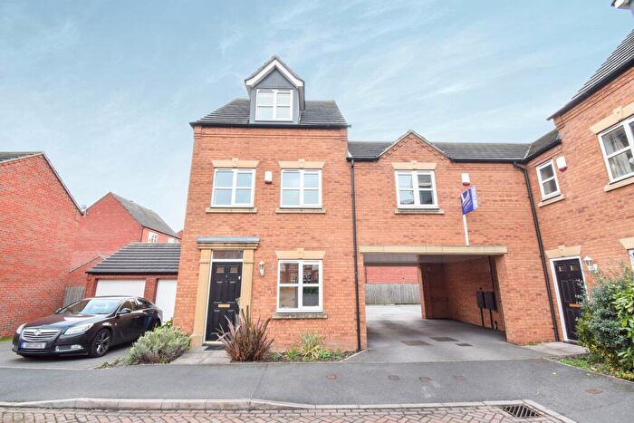 3 Bedroom Semi-Detached House To Rent In Channel Crescent, Pride Park, DE24
