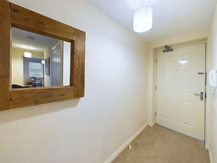 2 Bedroom Flat For Sale In Littledale Row, Trevenson Road, Newquay, TR7
