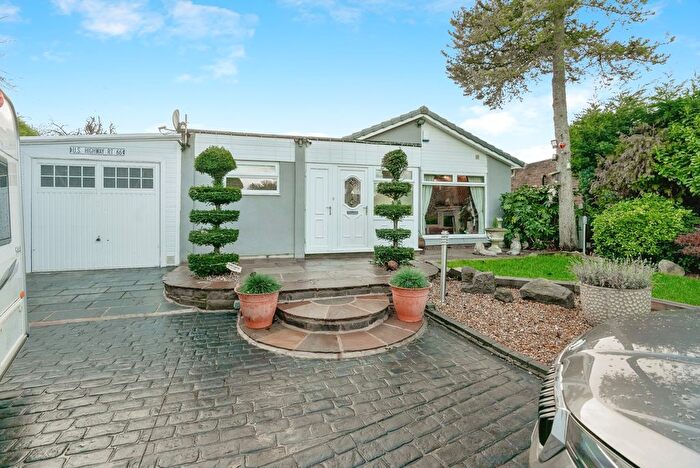 3 Bedroom Bungalow For Sale In Northwood Close, Burnley, Lancashire, BB12