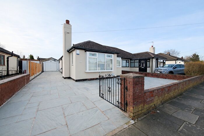 2 Bedroom Bungalow For Sale In Briarfield Road, Poulton-Le-Fylde, FY6