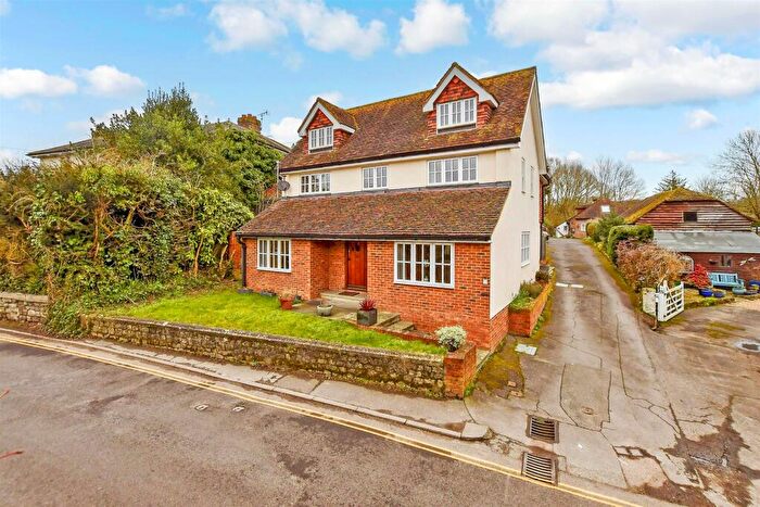 5 Bedroom Detached House For Sale In Eyhorne Street, Hollingbourne, Maidstone, Kent, ME17