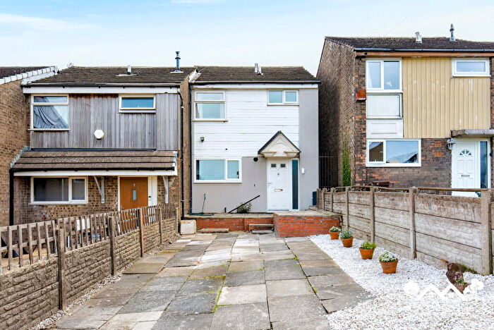 3 Bedroom Terraced House For Sale In Hillside Avenue, Blackburn, BB1