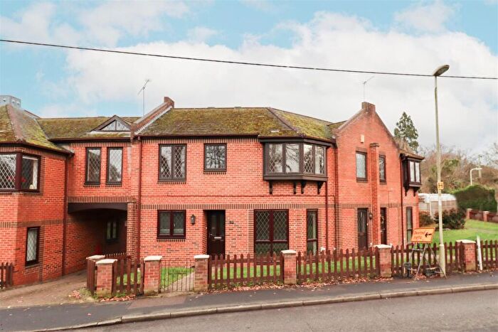 1 Bedroom Maisonette For Sale In Crookham Road, Church Crookham, GU51