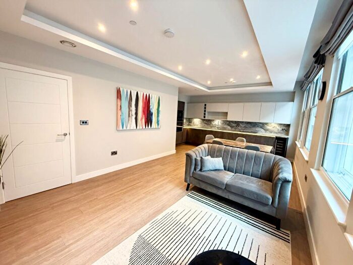 1 Bedroom Apartment To Rent In Warser Gate, Nottingham, Nottinghamshire, NG1