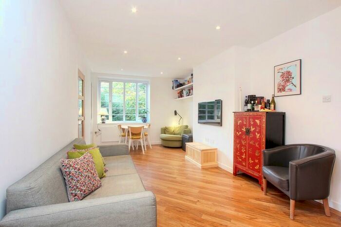 2 Bedroom Apartment To Rent In Timbrell Place, Rotherhithe Street, SE16