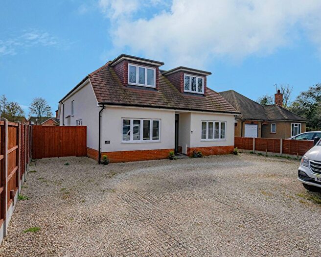 5 Bedroom Detached Bungalow For Sale In Park Street Lane, Park Street, AL2