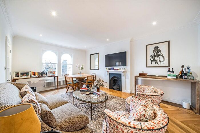 2 Bedroom Flat To Rent In Leamington Road Villas, London, W11