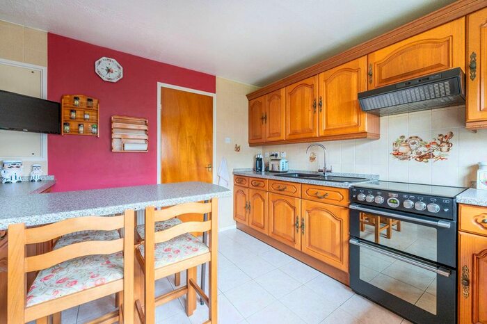 3 Bedroom Semi-Detached House To Rent In Edward Temme Avenue, Stratford, London, E15