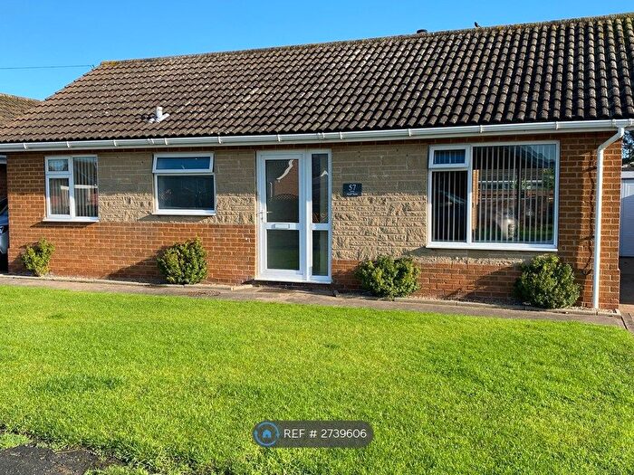 2 Bedroom Bungalow To Rent In Hillside Avenue, Lincolnshire, LN12