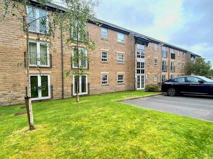 2 Bedroom Apartment To Rent In Clough Gardens, Haslingden, Rossendale, Lancashire, BB4