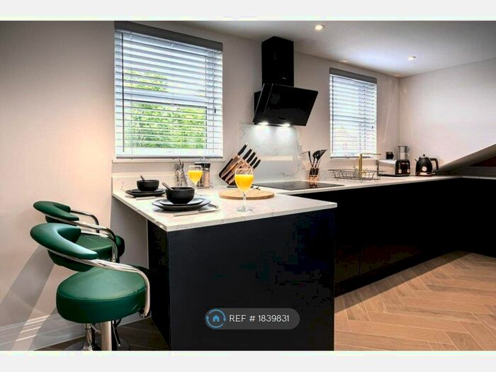 2 Bedroom Flat To Rent In Wilson Road, Reading, RG30