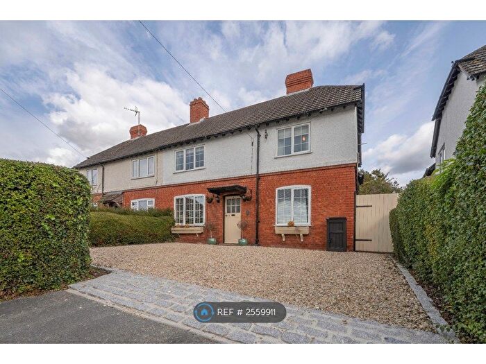 3 Bedroom Semi-Detached House To Rent In Glebe Road, Cheltenham, GL52