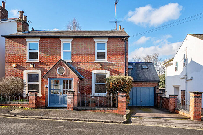 5 Bedroom Detached House For Sale In Brunswick Hill, Reading, Berkshire, RG1