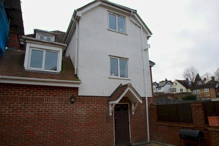 2 Bedroom Flat To Rent In Lower Road, Chorleywood, Rickmansworth WD3