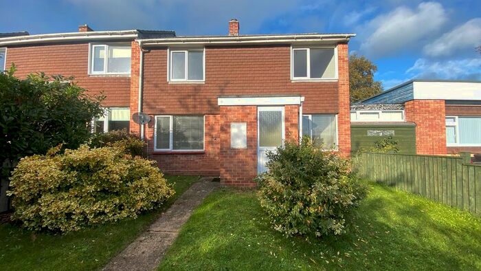 3 Bedroom Semi-Detached House To Rent In Churchill Way, Taunton, TA1