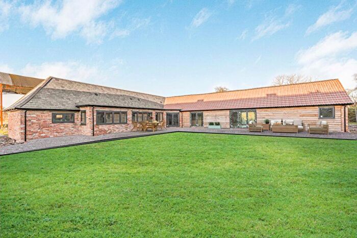 4 Bedroom House For Sale In Lower Bourton, Swindon, Oxfordshire, SN6