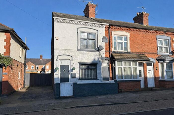 3 Bedroom Terraced House For Sale In Healey Street, Wigston, LE18