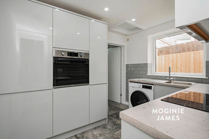 1 Bedroom Flat To Rent In Severn Road, Cardiff, CF11