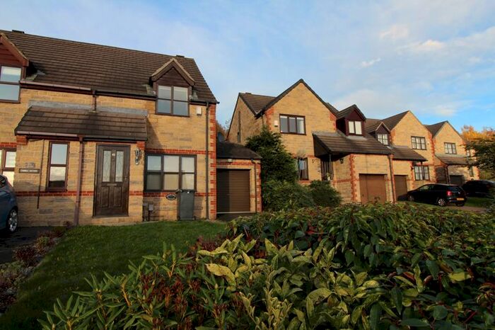 2 Bedroom Semi-Detached House To Rent In Heaton Gardens, Huddersfield, HD1