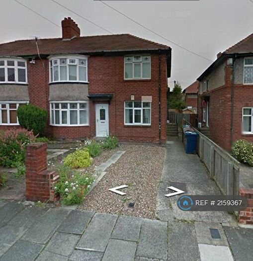2 Bedroom Flat To Rent In Ferndene Grove, Newcastle Upon Tyne, NE7