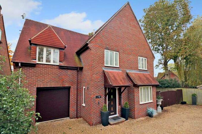 4 Bedroom Detached House For Sale In Whatcombe Lane, Winterborne Whitechurch, DT11