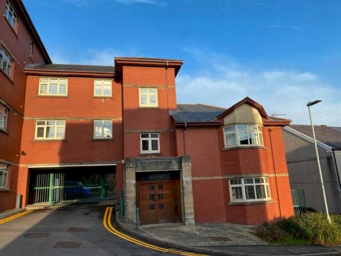 2 Bedroom Property To Rent In Cory Street, Sketty, Swansea, SA2