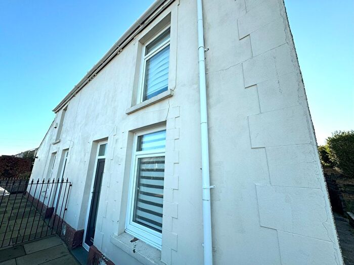 3 Bedroom Semi-Detached House For Sale In Swansea Road, Waunarlwydd, Swansea, SA5