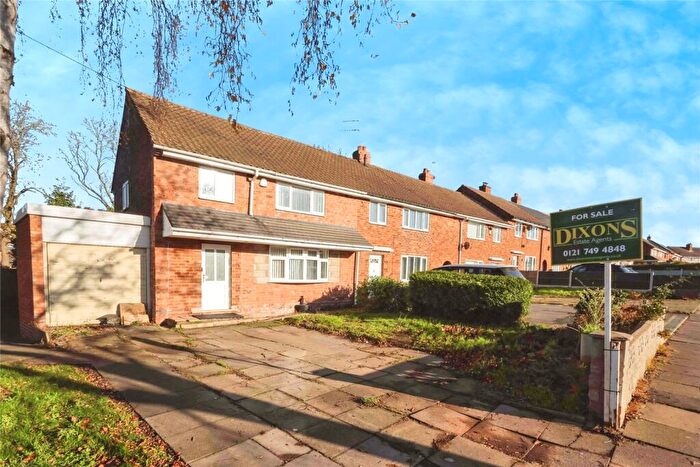 3 Bedroom End Of Terrace House For Sale In Brownfield Road, Birmingham, West Midlands, B34