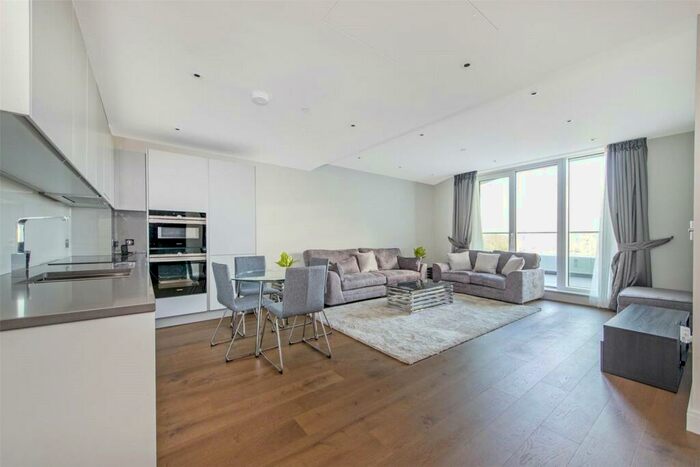 2 Bedroom Apartment To Rent In Altissima House, Queenstown Road, London, SW11