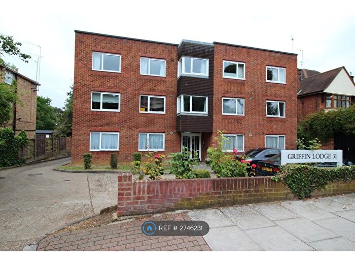 1 Bedroom Flat To Rent In Griffin Lodge, London, N12